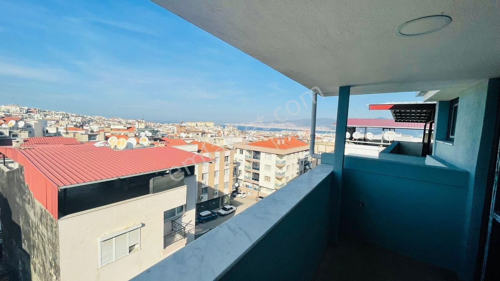 Gülyakada Sıfır Lüks 3+1 Dubleks Asansör + Otopark + Teras - Görsel 4