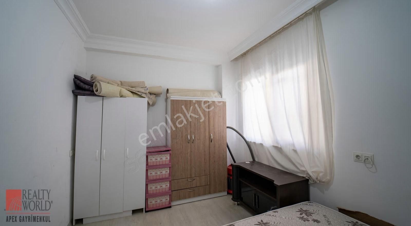 Kuzeyyakada Merkezi Konumda Fırsat Daire - Görsel 14