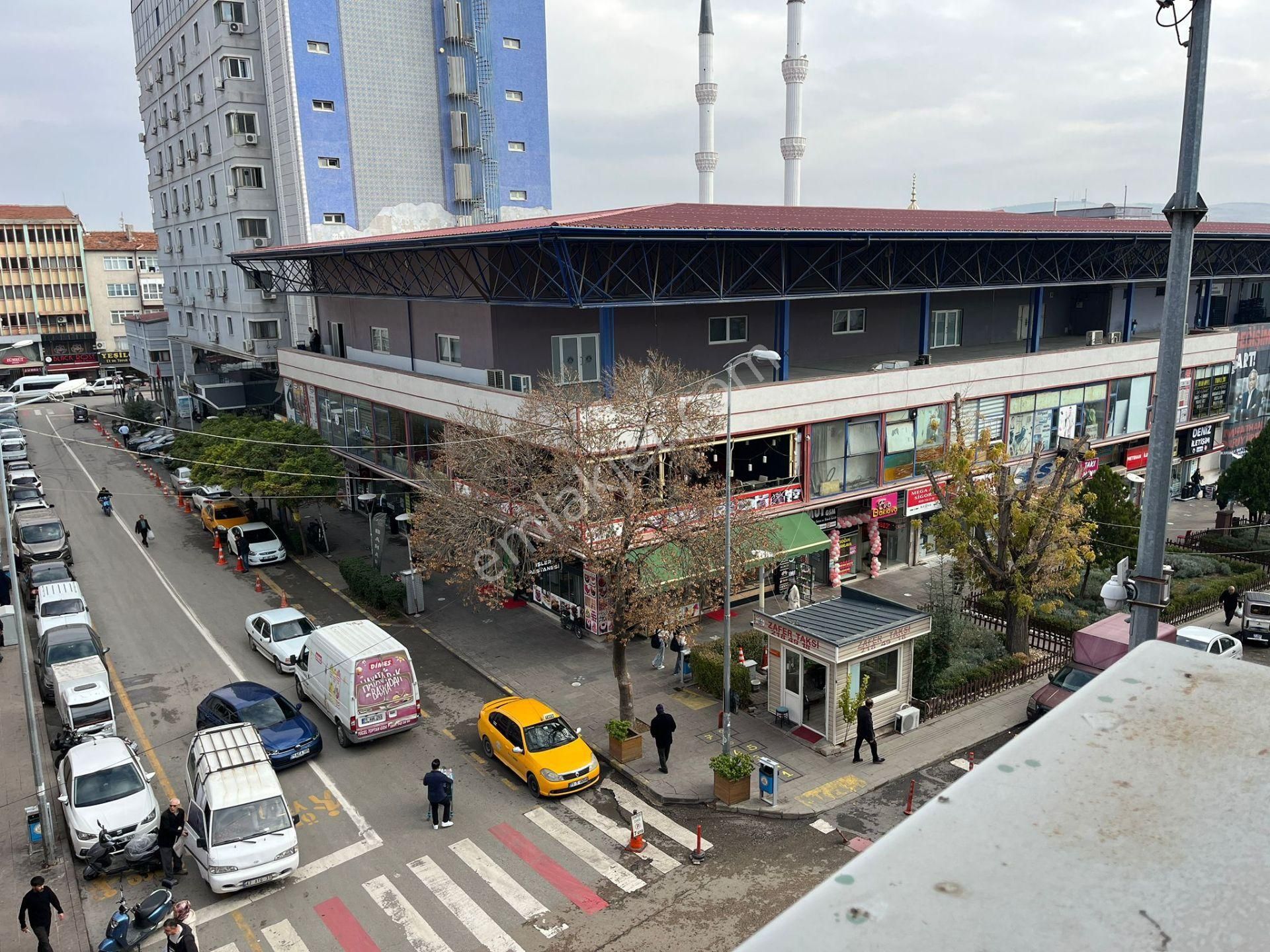 Zafer Caddesi Belediye Yakınında 130 M2 Ofis - Görsel 13