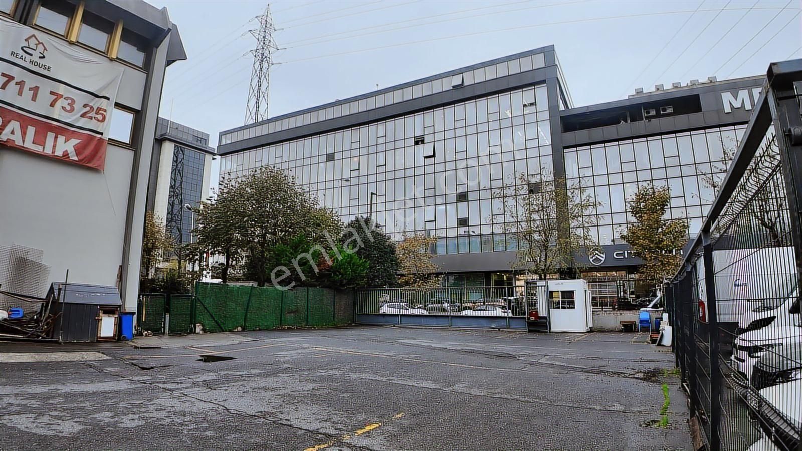 Yenibosna Lojistik Bölgesinde 3300 M² Kiralık Depo-antrepo - Görsel 3