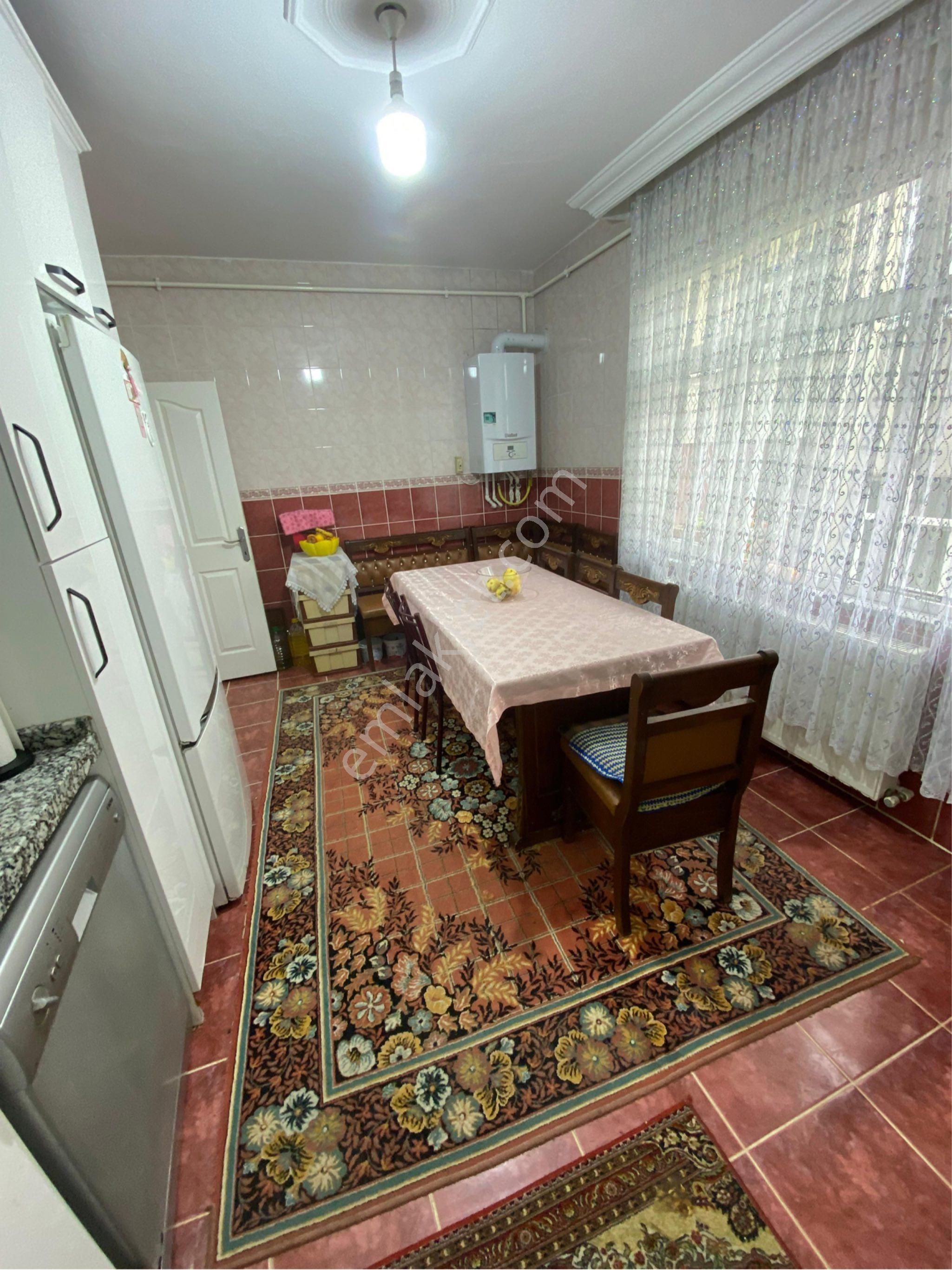 Uğurmumcu Mahallesi 2+1 120m2 Full Yapılı Dış Cephe Yeni Ve Yalıtımlı Mükemmel Konumda Arakat Fırsat - Görsel 13