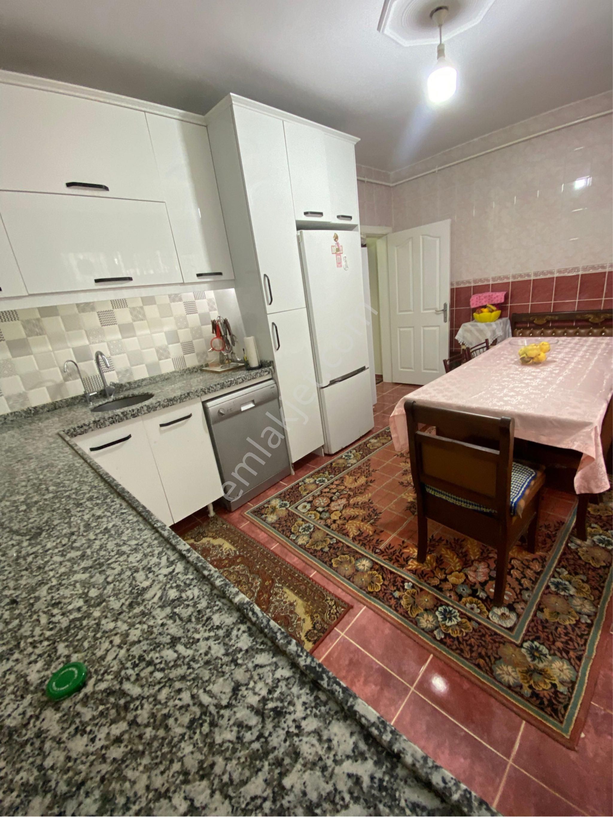 Uğurmumcu Mahallesi 2+1 120m2 Full Yapılı Dış Cephe Yeni Ve Yalıtımlı Mükemmel Konumda Arakat Fırsat - Görsel 19