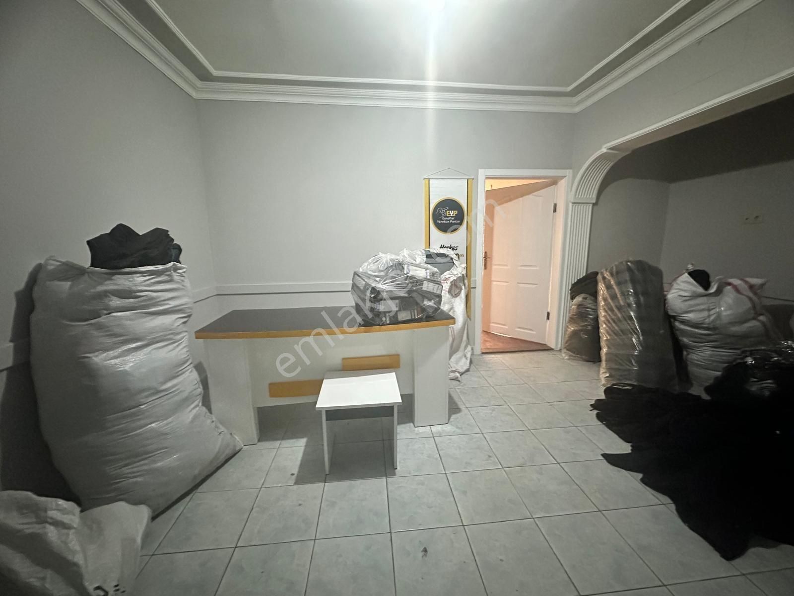 Remax Areadan Merkezi Konumda 2 Tapulu Satılık Büyük Ofis - Görsel 9