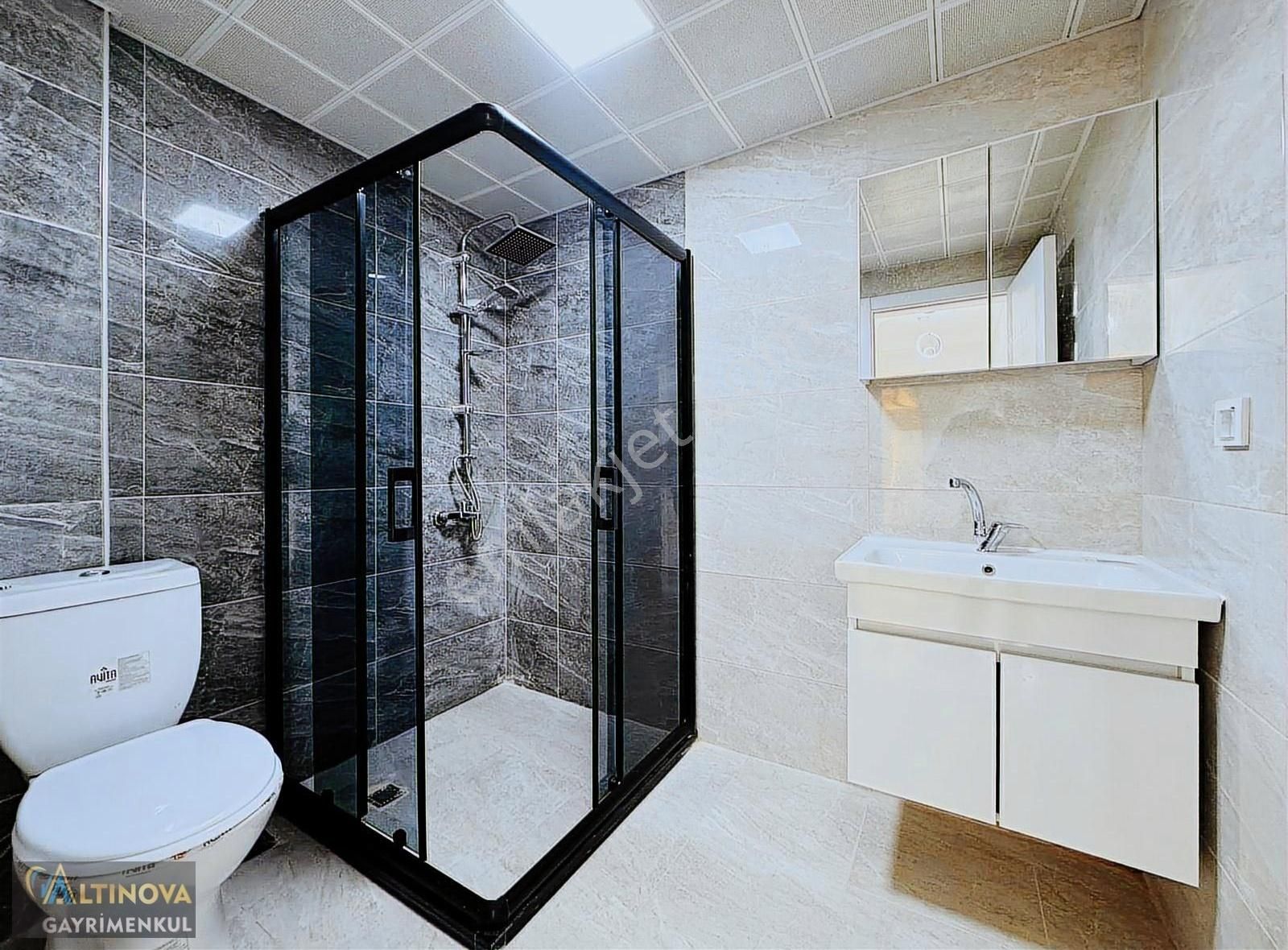 Keçiörende Emsalerinin Çok Altında Ful Yapılı Satılık 3+1 Daire - Görsel 15