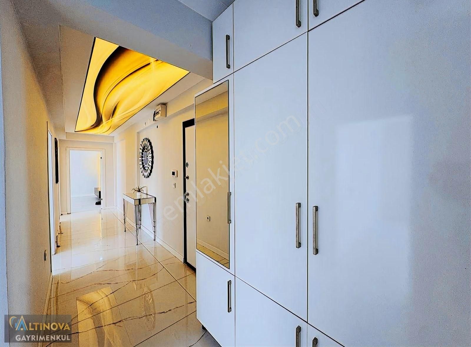 Keçiörende Emsalerinin Çok Altında Ful Yapılı Satılık 3+1 Daire - Görsel 9