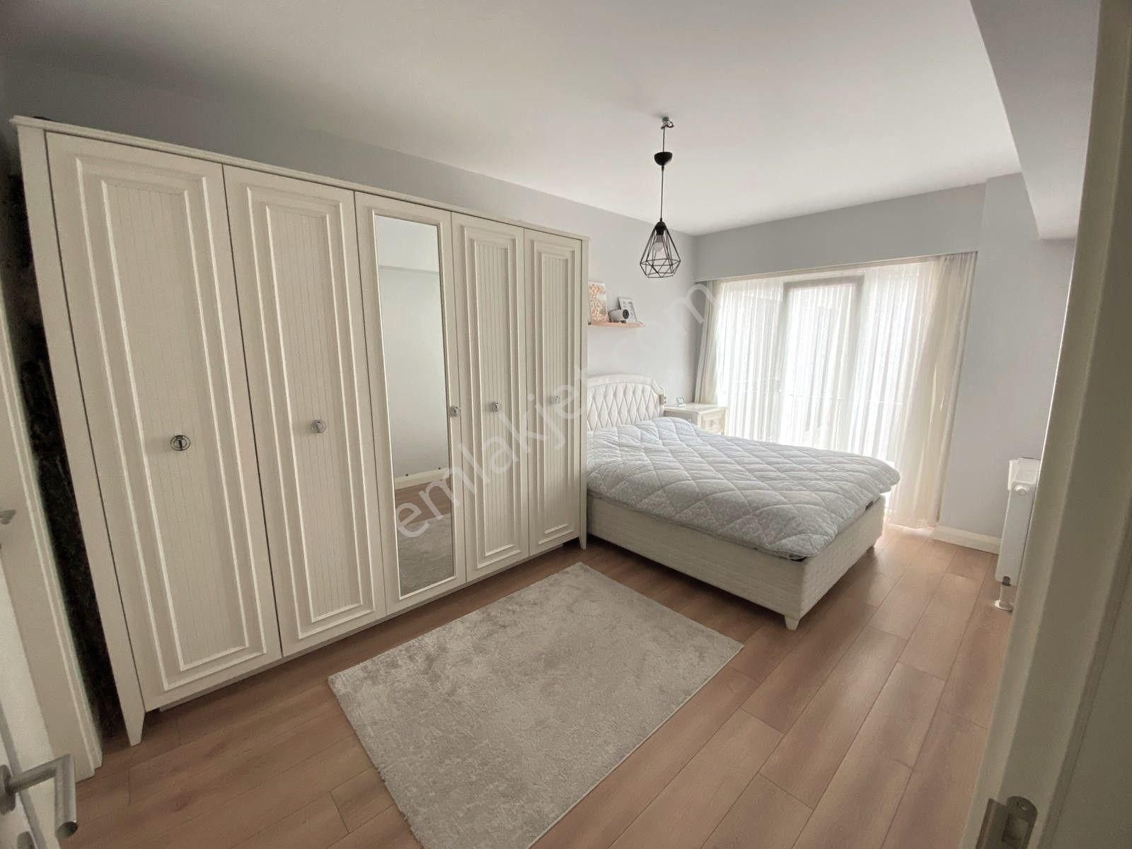 Emlak Dünyasından Pendik Esenlerde 2+1 Site İçi Daire - Görsel 19