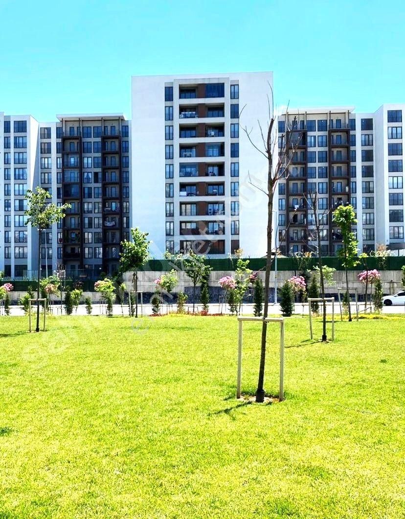 Emlak Dünyasından Pendik Esenlerde 2+1 Site İçi Daire - Görsel 33