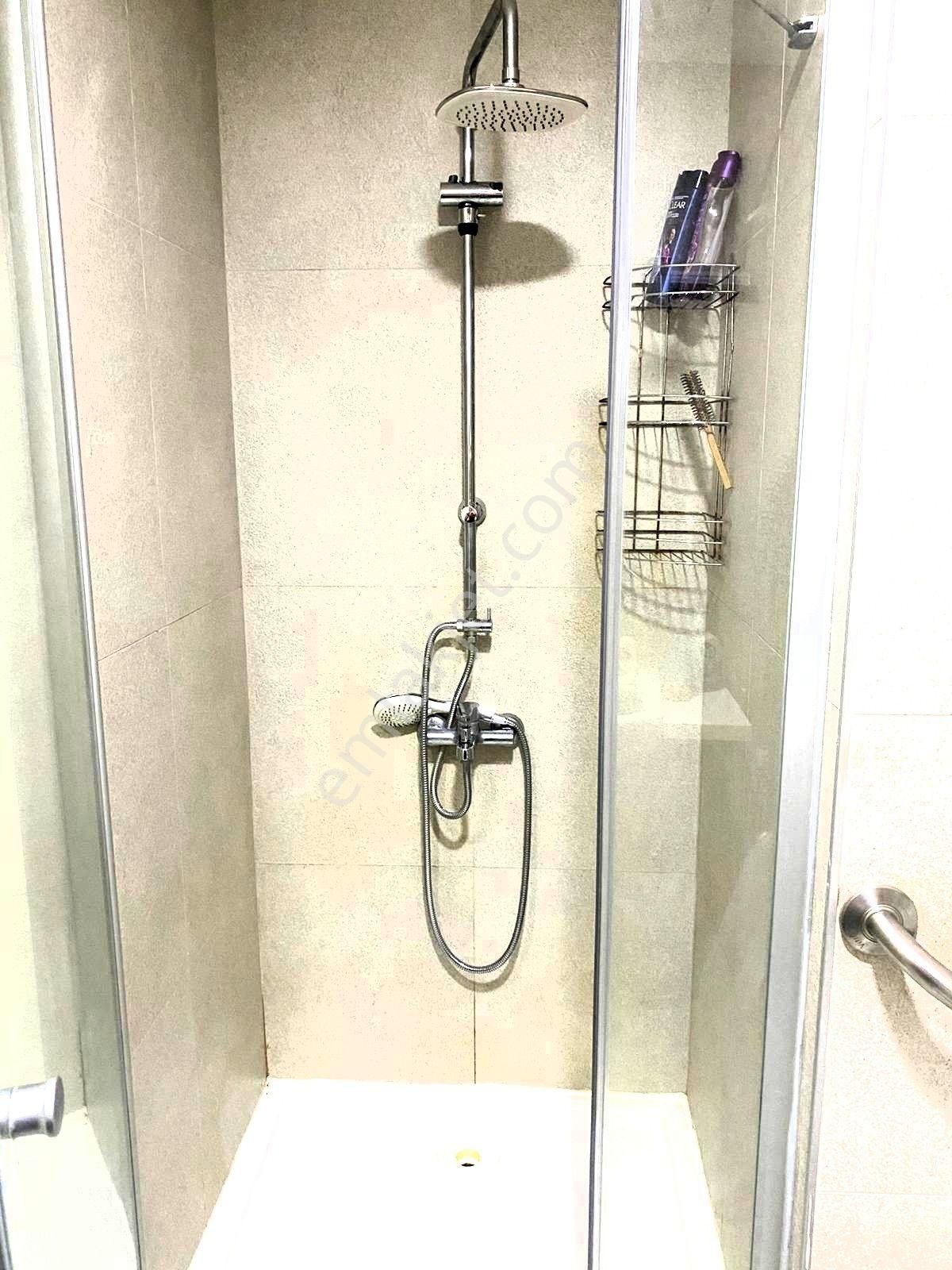 Emlak Dünyasından Pendik Esenlerde 2+1 Site İçi Daire - Görsel 22