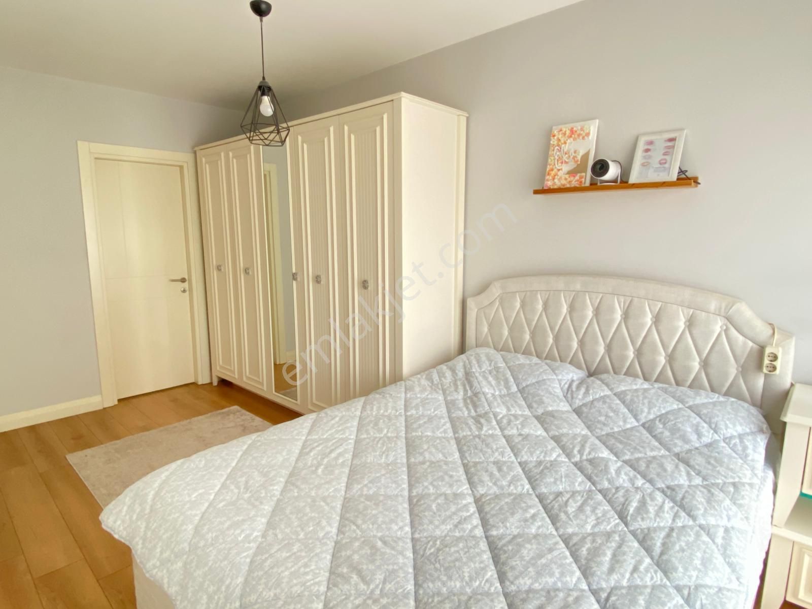 Emlak Dünyasından Pendik Esenlerde 2+1 Site İçi Daire - Görsel 18