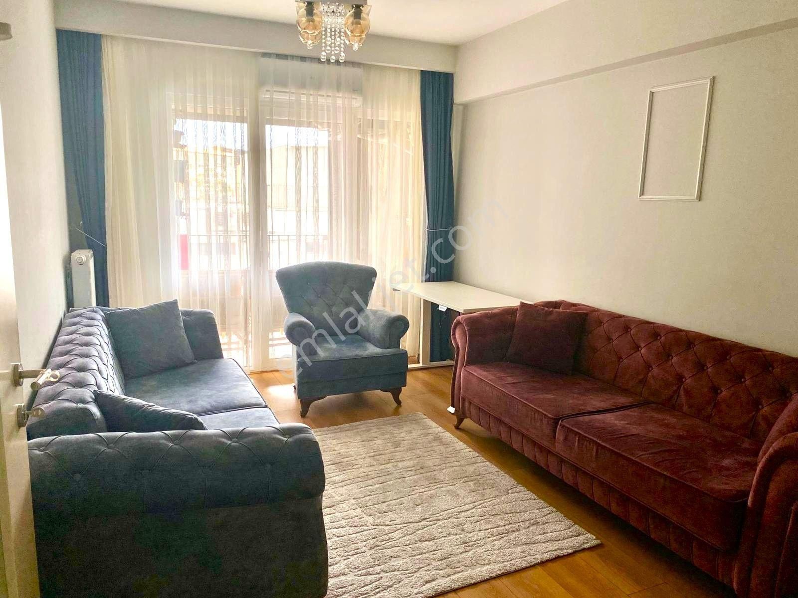 Emlak Dünyasından Pendik Esenlerde 2+1 Site İçi Daire - Görsel 3