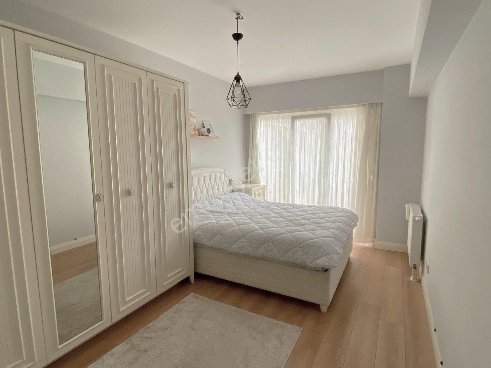 Emlak Dünyasından Pendik Esenlerde 2+1 Site İçi Daire - Görsel 20