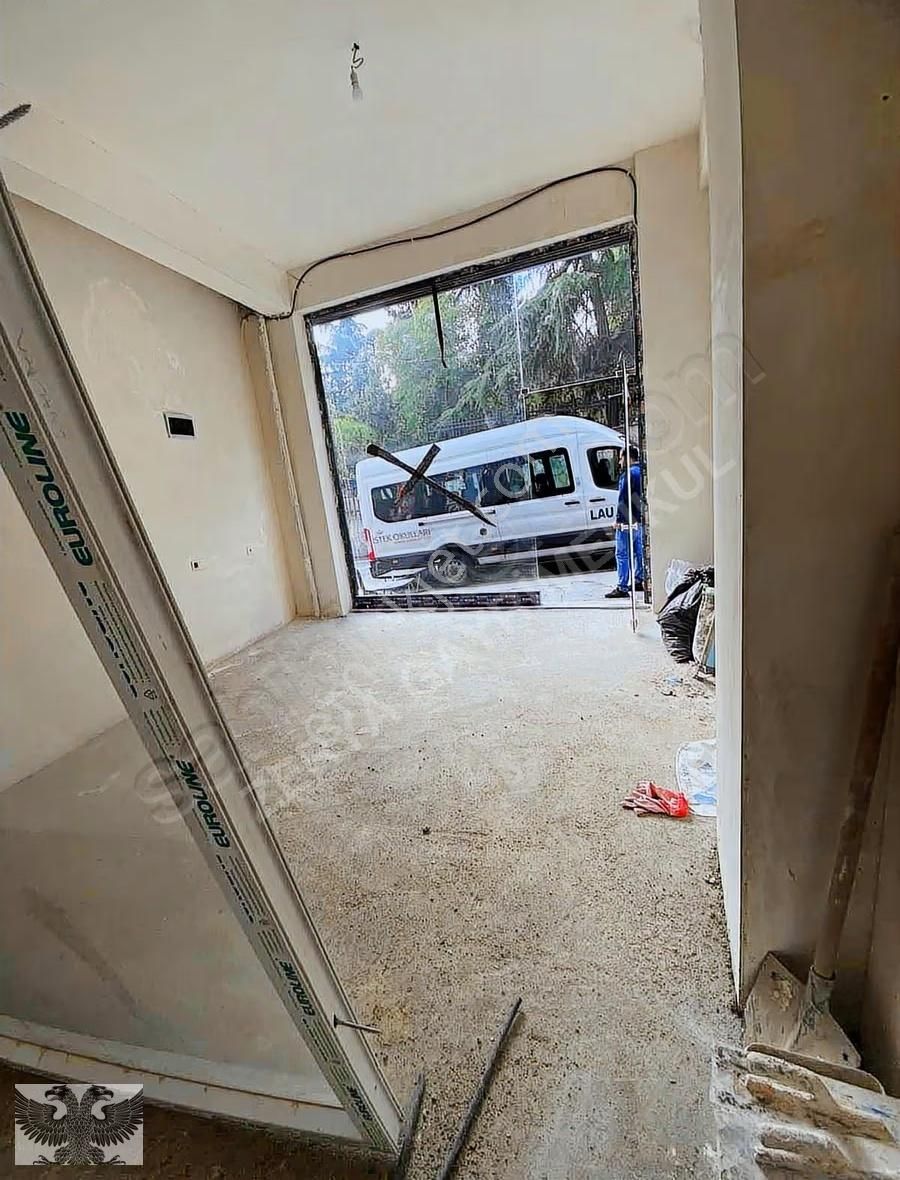 Beyoğlu Kaptanpaşada Kiralık Boş Dükkan - Görsel 6