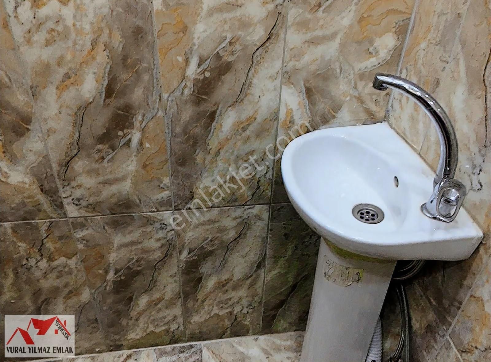 Çekmeköy Hamidiye Mahallesi Bürüt -70 M² Kiralık Dükkan - Görsel 3