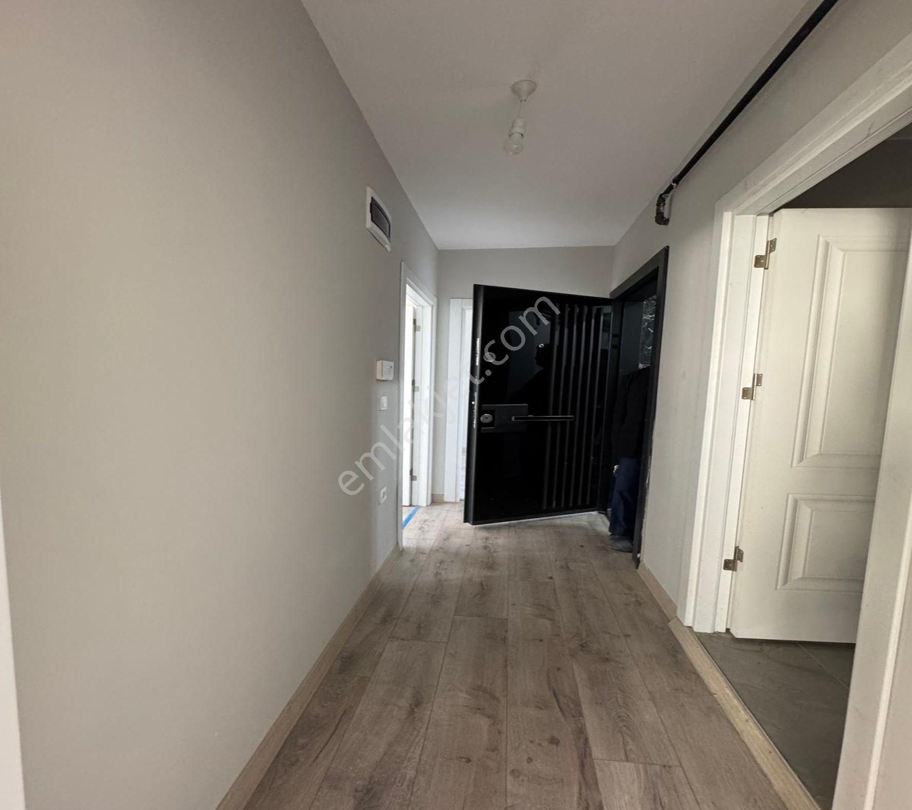 Beylikdüzü Yakuplu Da Satılık 2+1 Bahçe Kat Ön Cephe Sıfır Daire - Görsel 14