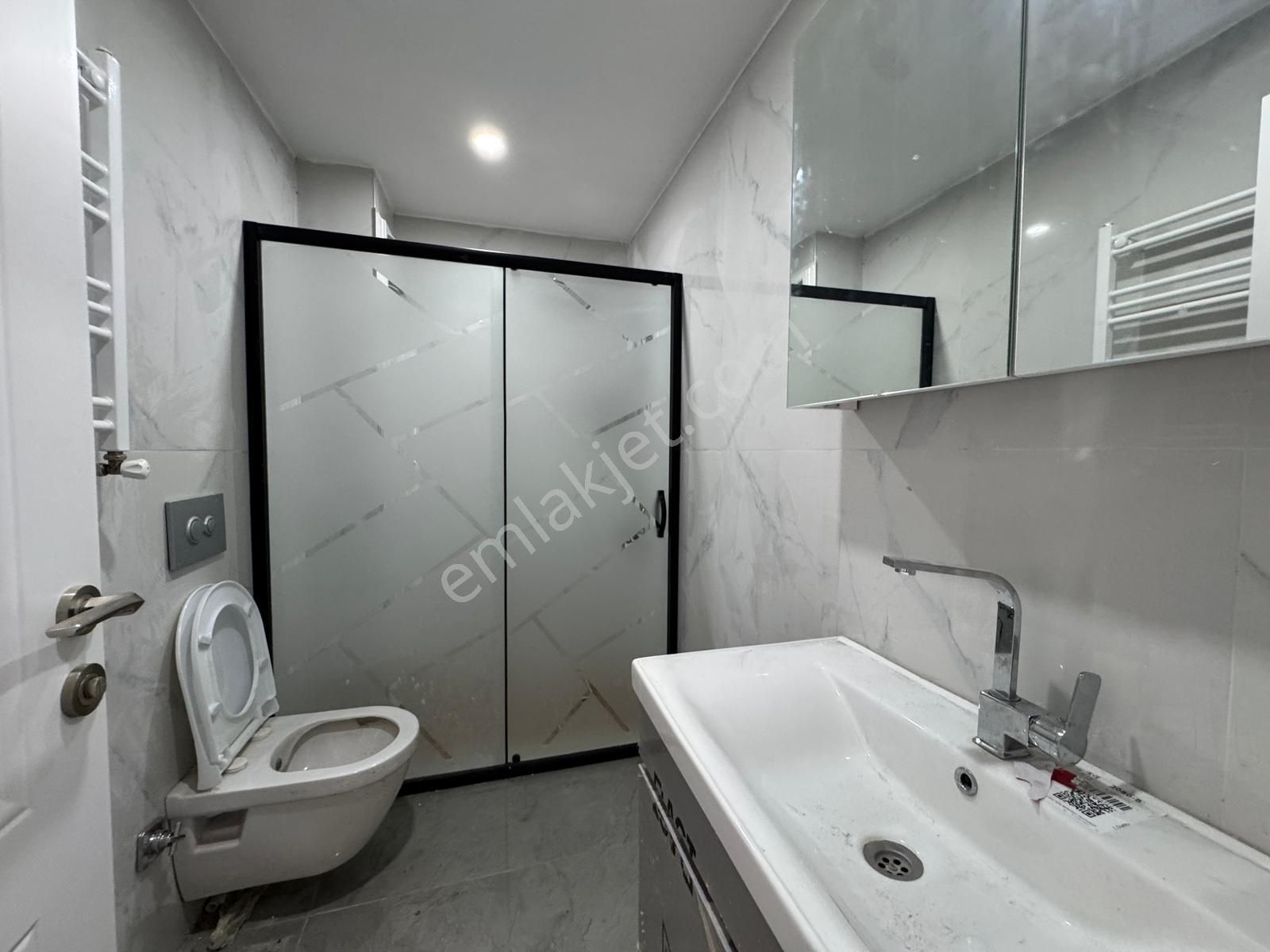 Beylikdüzü Yakuplu Da Satılık 2+1 Bahçe Kat Ön Cephe Sıfır Daire - Görsel 17