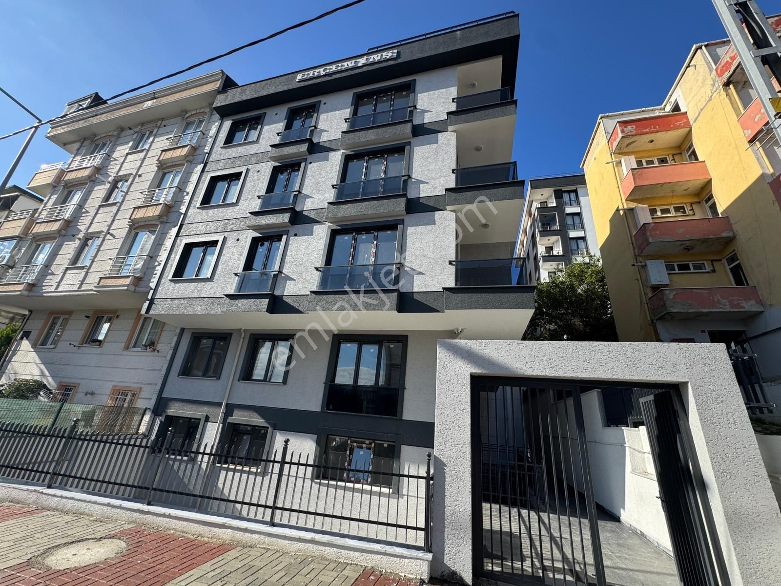 Beylikdüzü Yakuplu Da Satılık 2+1 Bahçe Kat Ön Cephe Sıfır Daire - Görsel 6