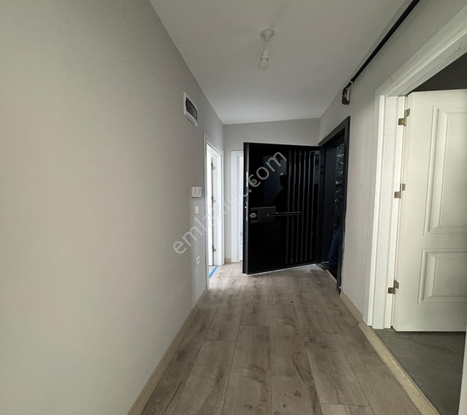 Beylikdüzü Yakuplu Da Satılık 2+1 Bahçe Kat Ön Cephe Sıfır Daire - Görsel 13