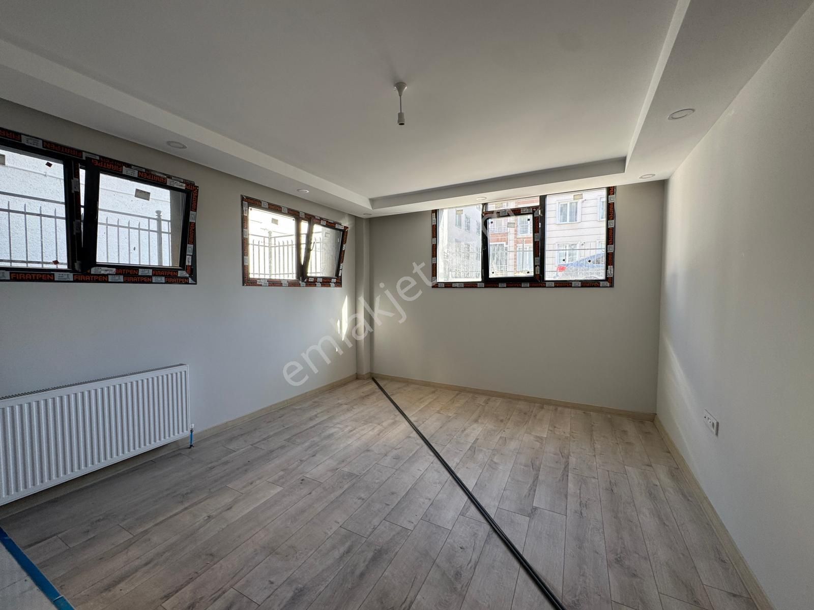 Beylikdüzü Yakuplu Da Satılık 2+1 Bahçe Kat Ön Cephe Sıfır Daire - Görsel 18