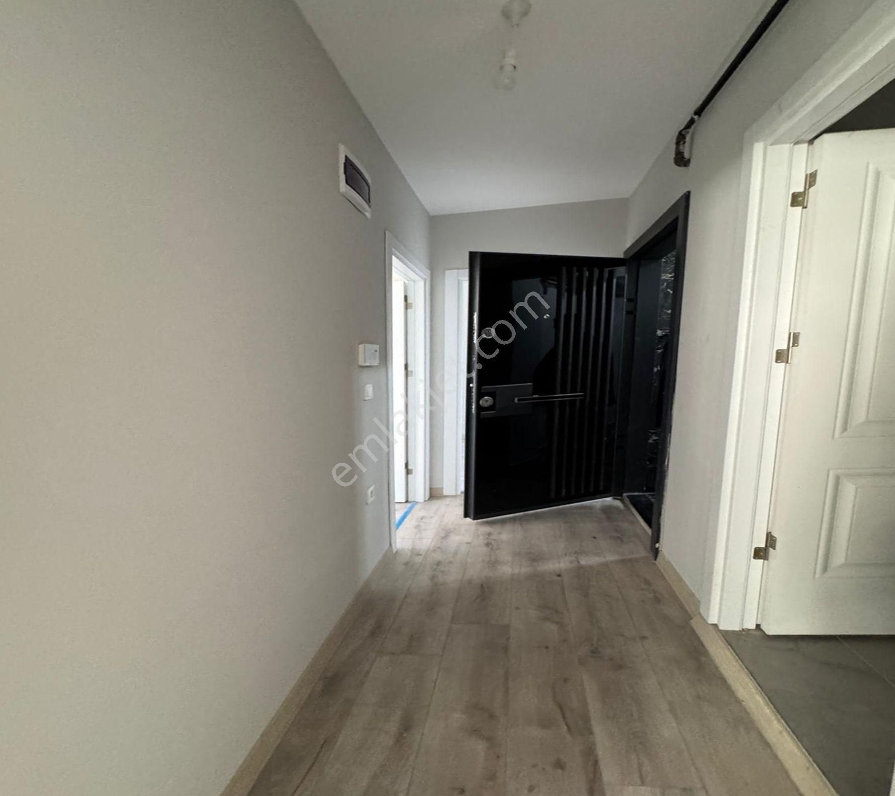 Beylikdüzü Yakuplu Da Satılık 2+1 Bahçe Kat Ön Cephe Sıfır Daire - Görsel 15