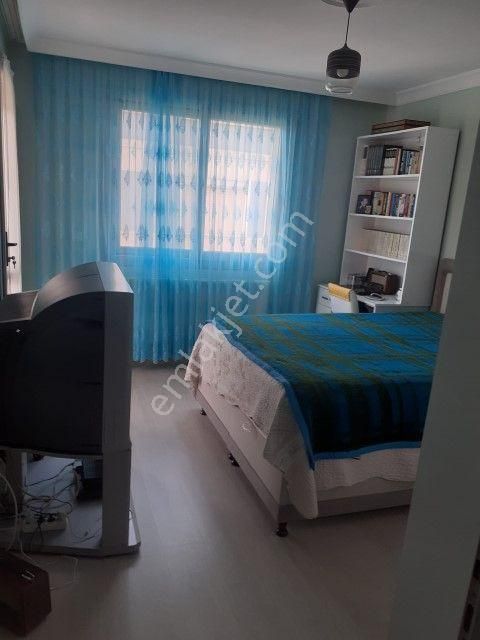 Urlada Denize Çok Yakın 5+1 Satılık Müstakil Villa - Görsel 3