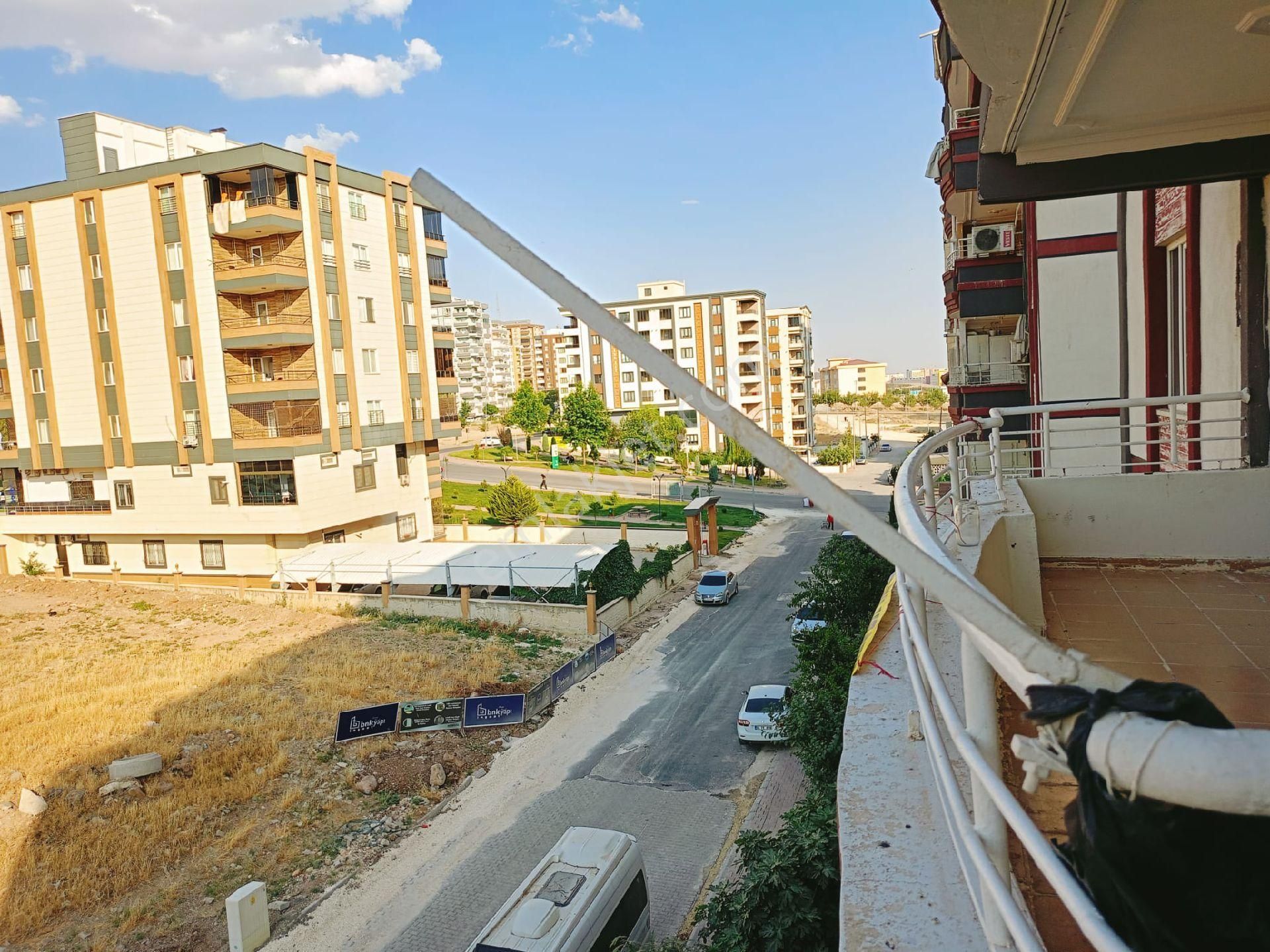 🏡dayı Yegen Emlaktan Karaköprü Akbayır Deka 2 Sitesinde Kiralik Daire 4+1 - Görsel 9