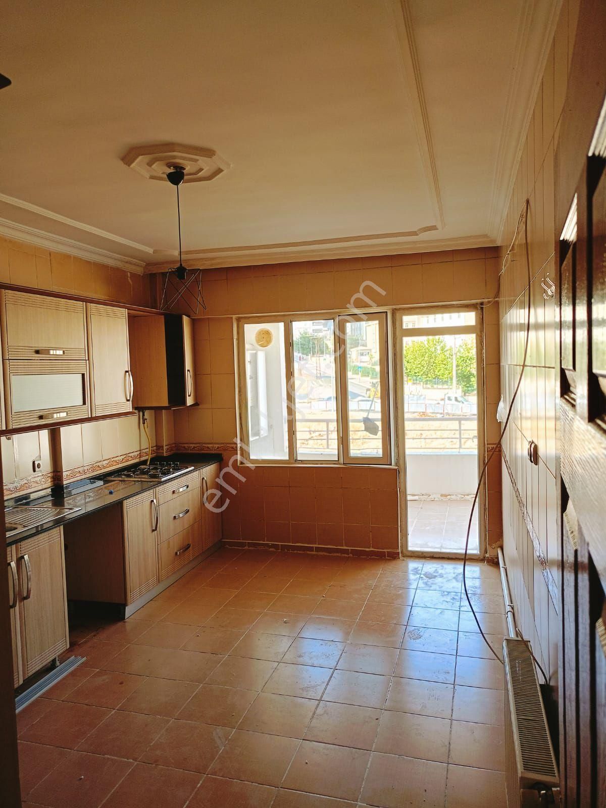 🏡dayı Yegen Emlaktan Karaköprü Akbayır Deka 2 Sitesinde Kiralik Daire 4+1 - Görsel 17