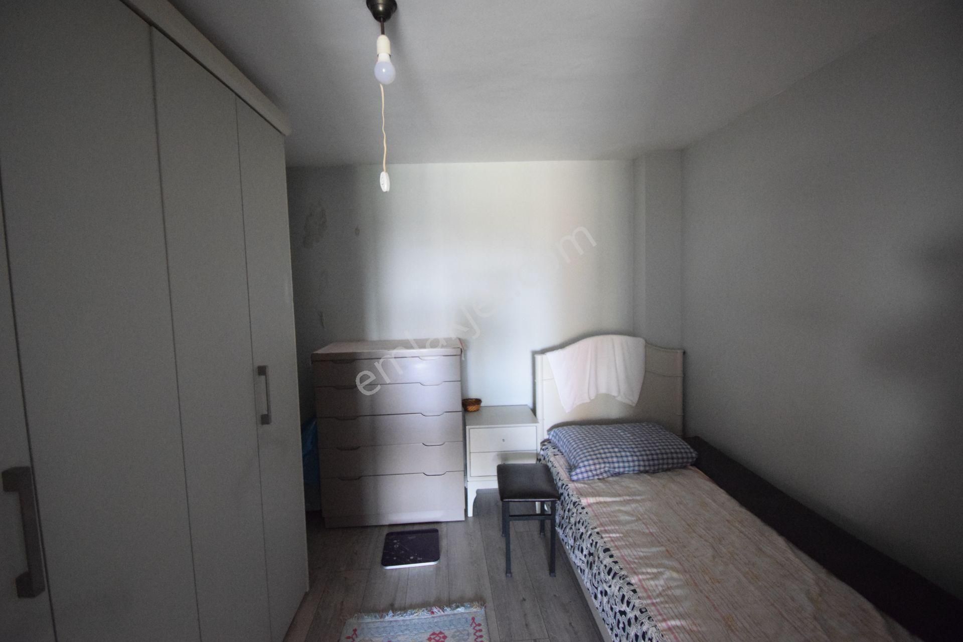 Beşçeşmelerde Satılık Önü Kapanmaz Deniz Manzaralı Komple Bina - Görsel 22