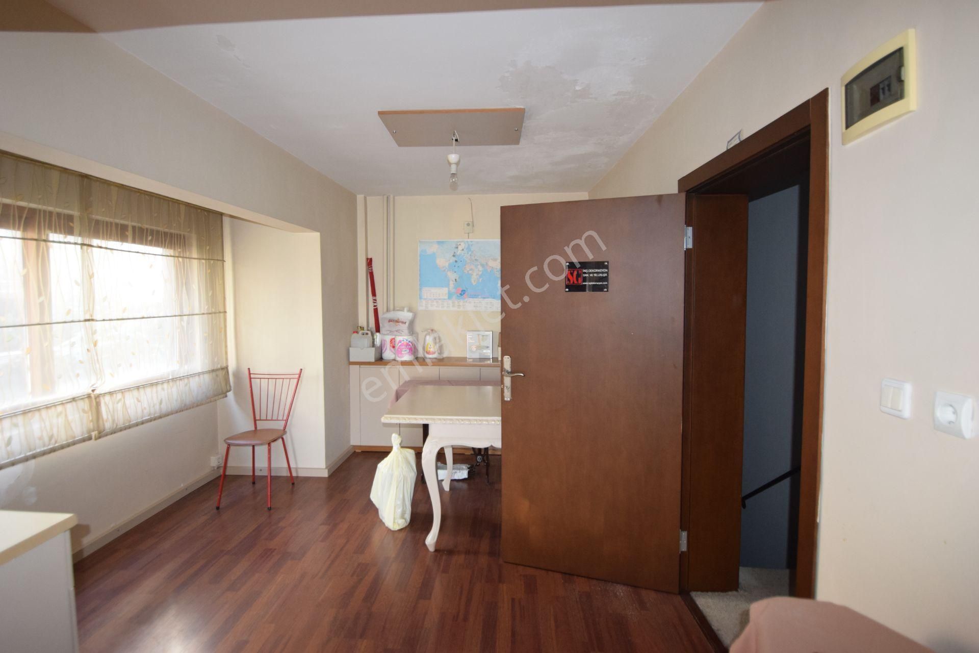 Beşçeşmelerde Satılık Önü Kapanmaz Deniz Manzaralı Komple Bina - Görsel 11