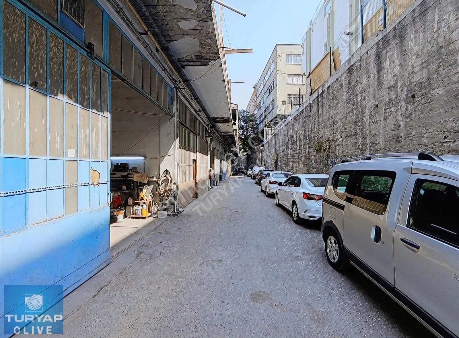 Başoğlu Sanayi Sitesinde Satılık Dükkan 200 M2 Yatırımlık - Görsel 2