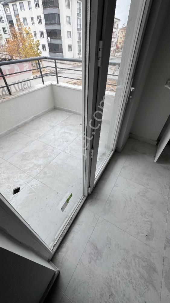 Harman Mahallesinde Süper Lokasyonda Donanımlı Satılık Daire - Görsel 3