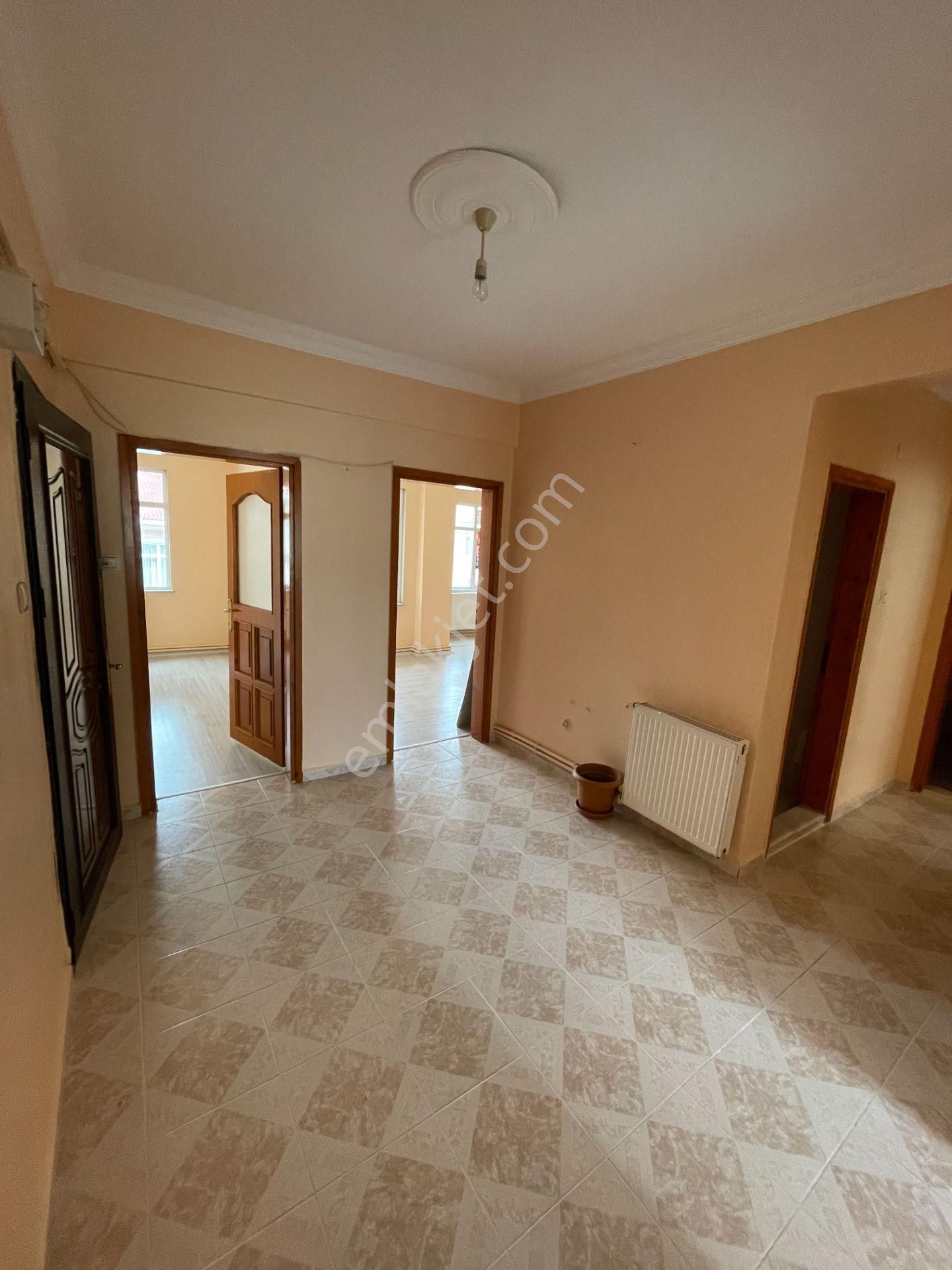 Pendik Üst Kaynarca Merkez De 3+1 Kiralık Daire