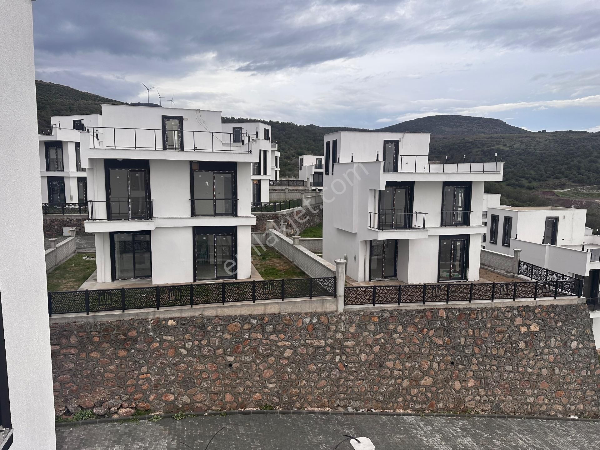 Çandarlı'da Roge Marıne Projesınde Satılık Vılla - Görsel 2