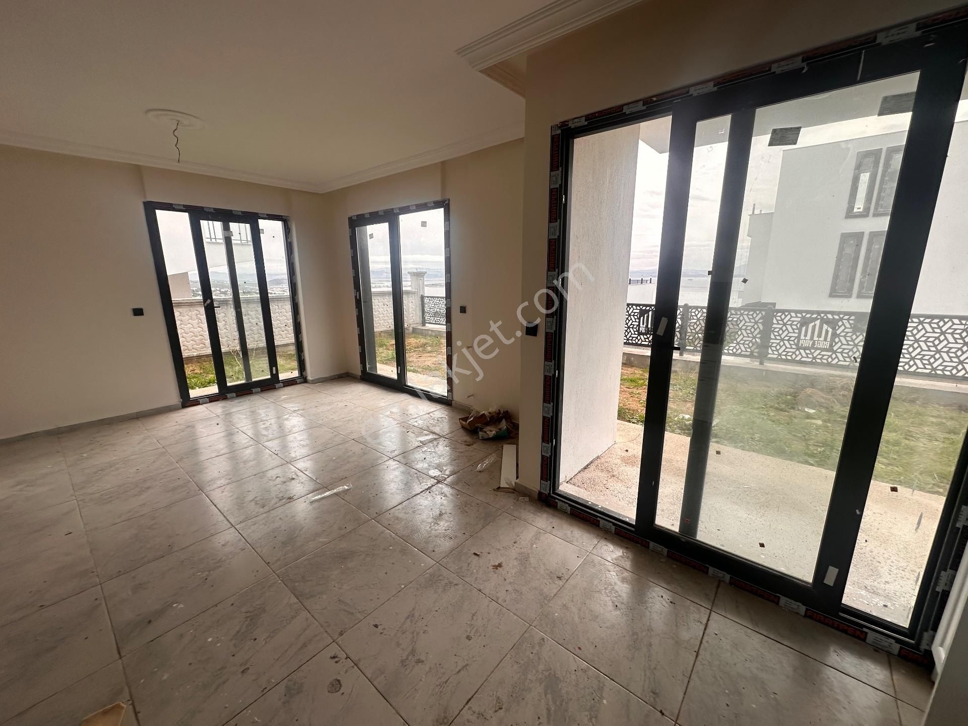 Çandarlı'da Roge Marıne Projesınde Satılık Vılla - Görsel 7