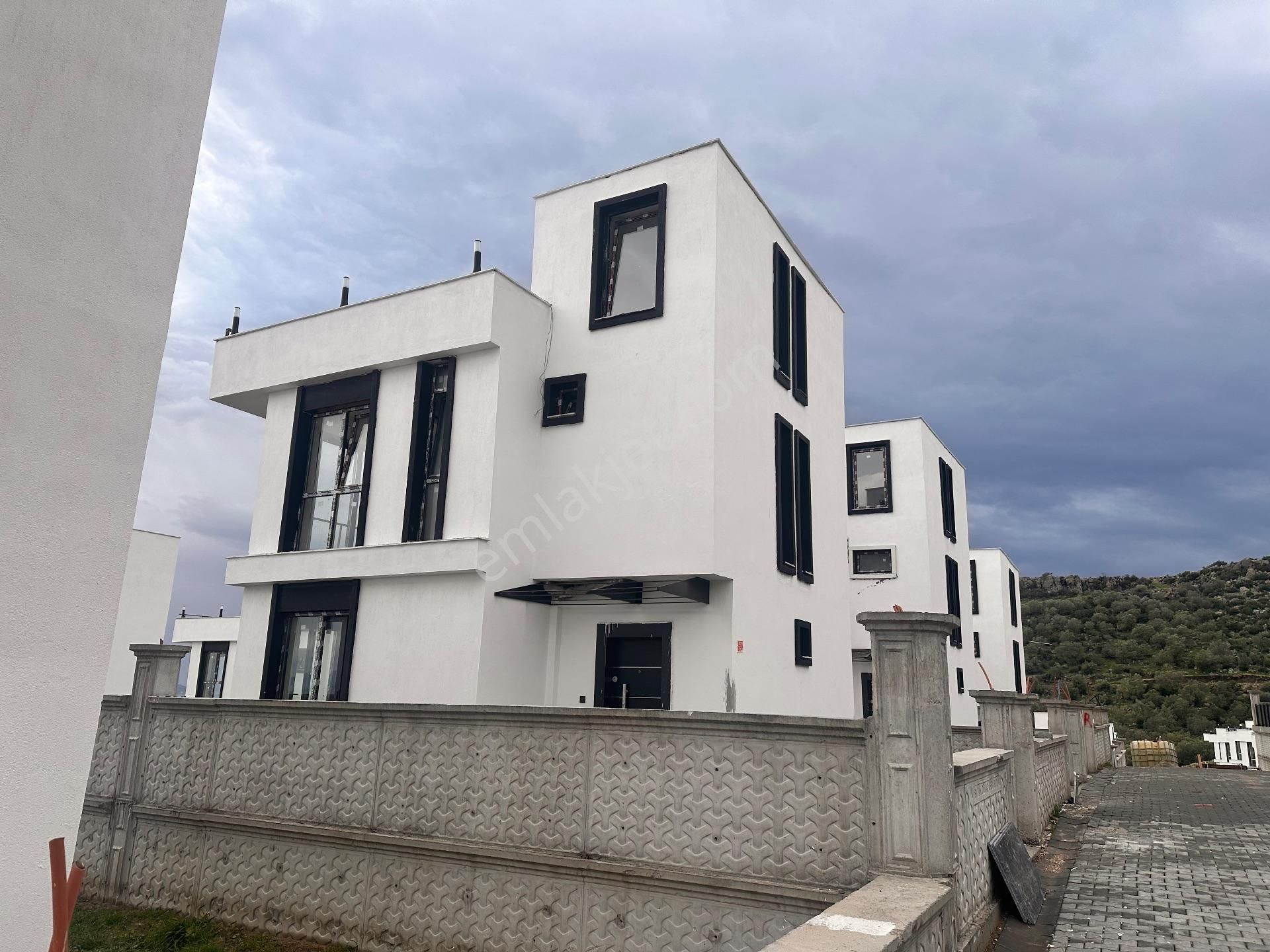 Çandarlı'da Roge Marıne Projesınde Satılık Vılla - Görsel 5