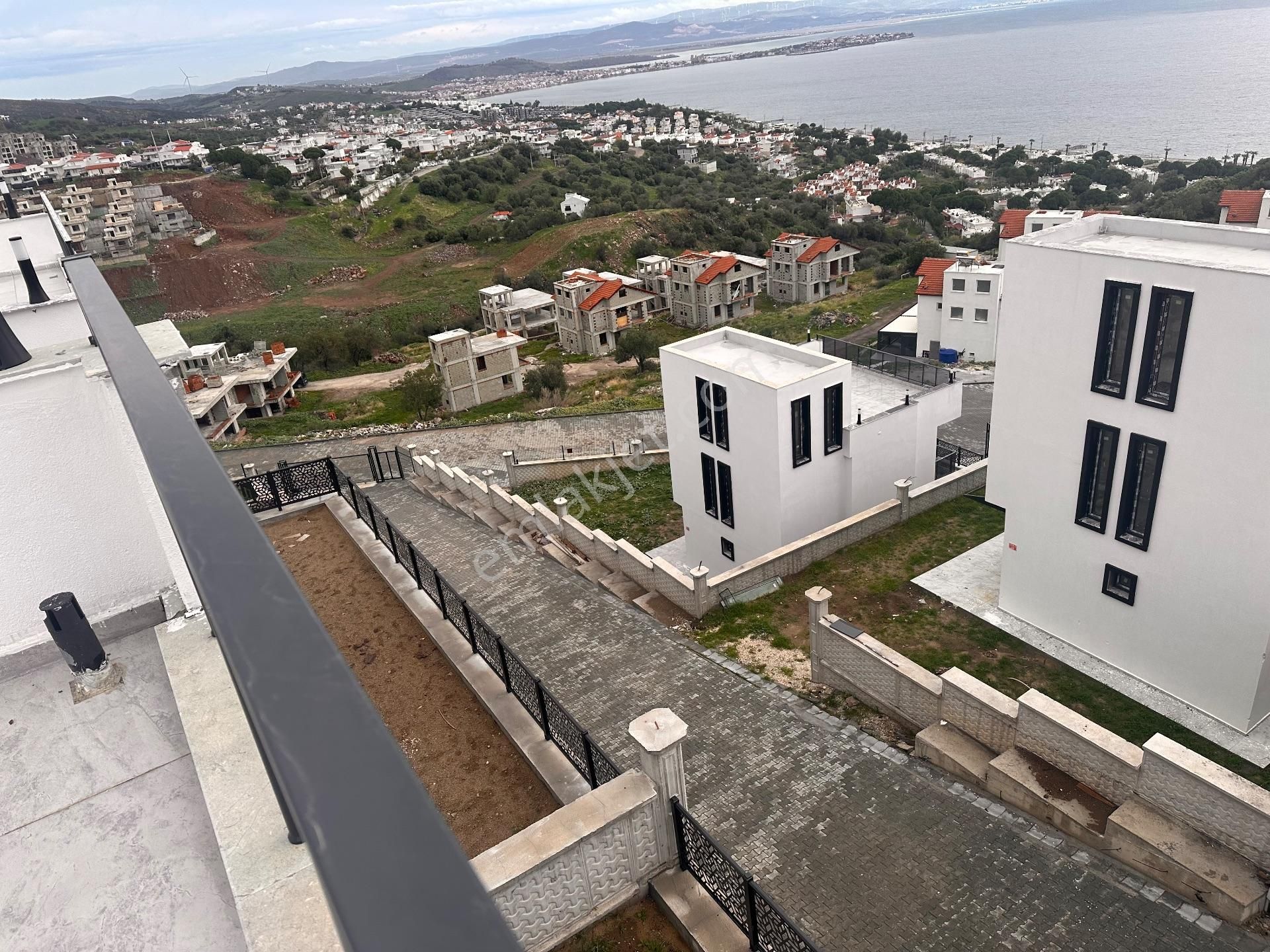 Çandarlı'da Roge Marıne Projesınde Satılık Vılla - Görsel 24