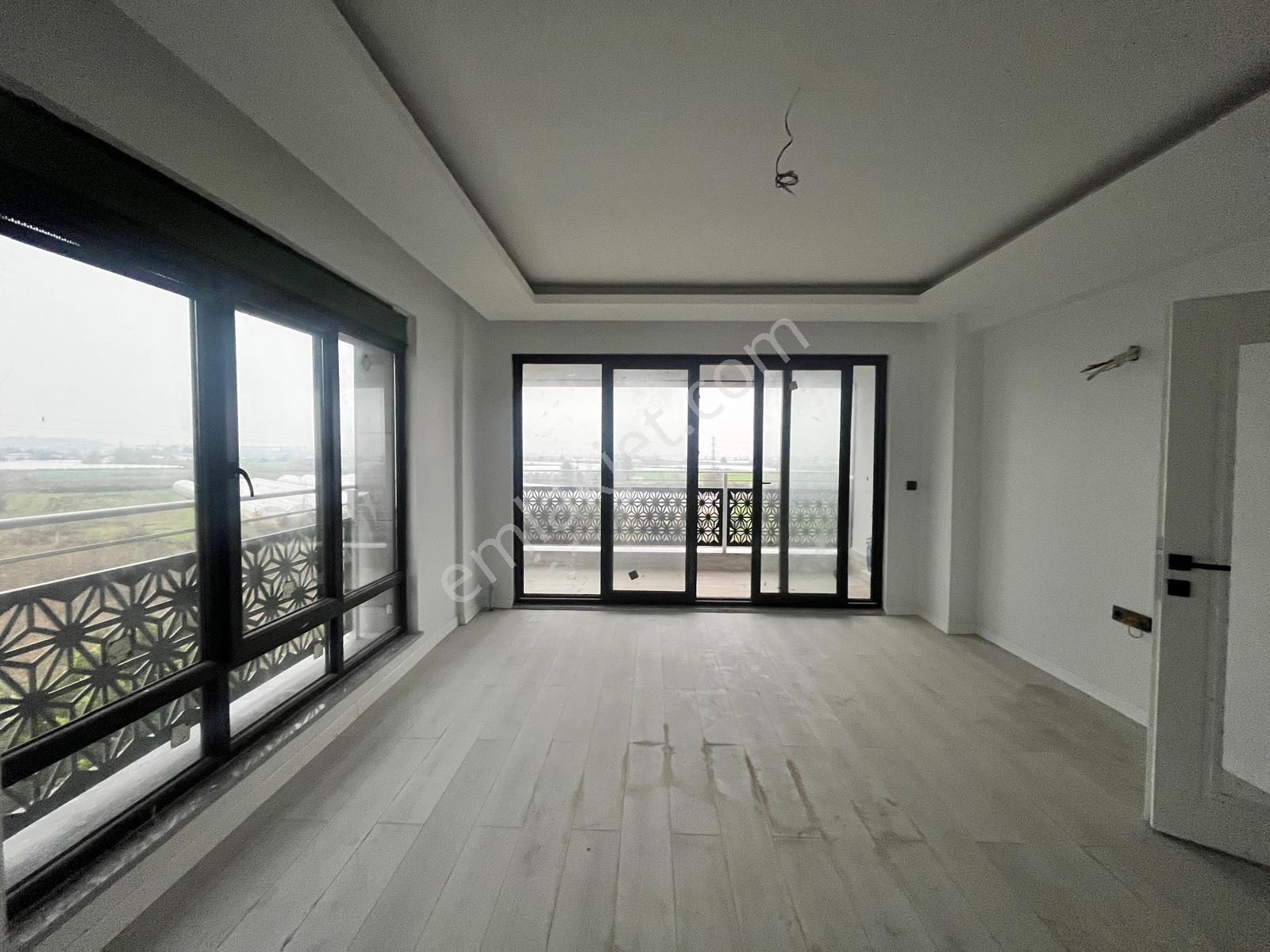 Kundu Turizm Bölgesinde Yeni Projede İskanlı Site İçi Havuzlu K.otoparklı 1+1 - Görsel 9