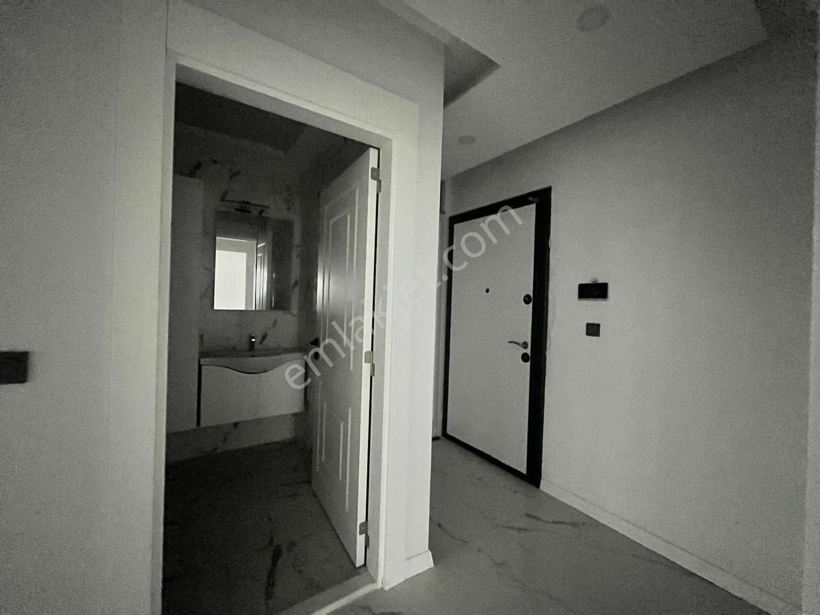 Kundu Turizm Bölgesinde Yeni Projede İskanlı Site İçi Havuzlu K.otoparklı 1+1 - Görsel 20