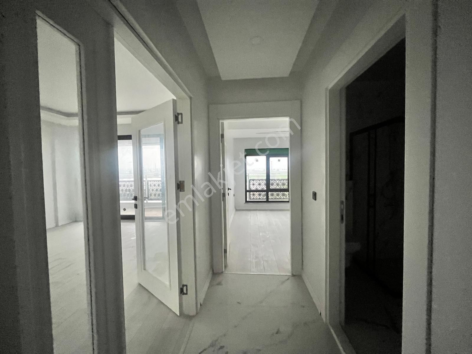 Kundu Turizm Bölgesinde Yeni Projede İskanlı Site İçi Havuzlu K.otoparklı 1+1 - Görsel 4