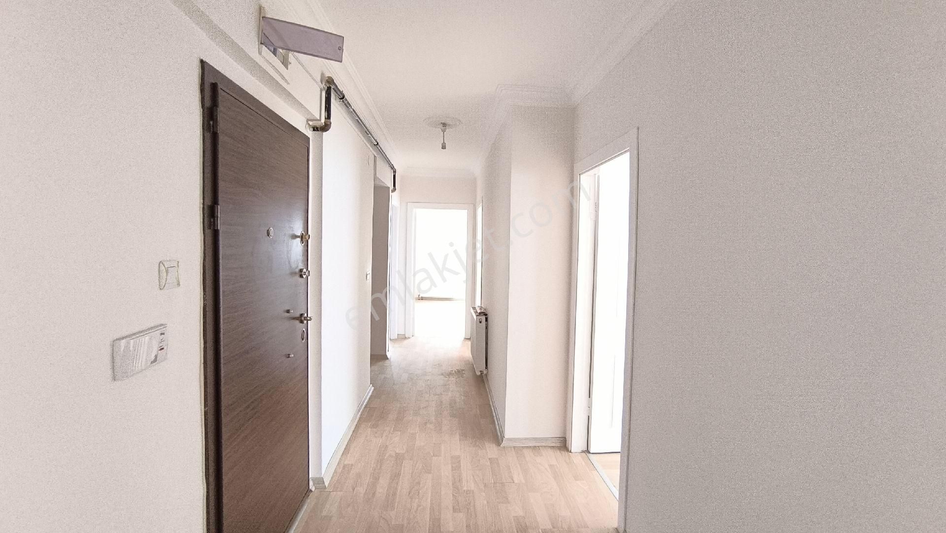 Sena Emlak'tan 29 Ekim Mah.merkezi Konum Da Ara Kat'ta 3+1 Ebeveyn Banyolu Kiralık Daire - Görsel 20