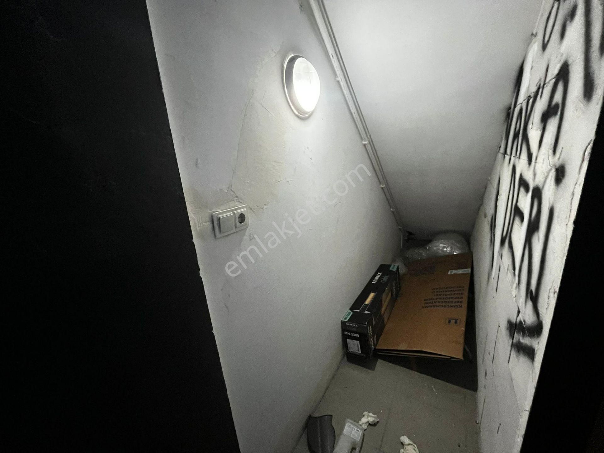 Em-of Emlak'tan 200 M2 Bölmeli Şık Yapılı Köşe Kiralık İş Yeri - Görsel 26