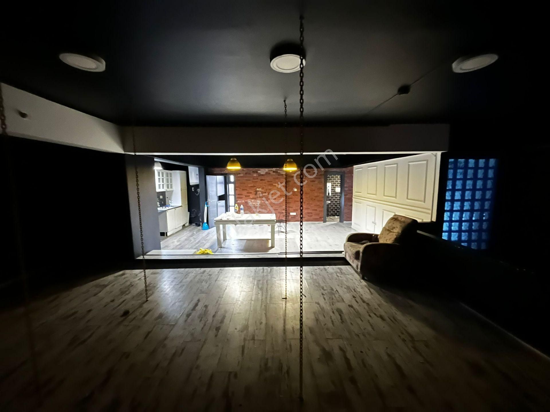 Em-of Emlak'tan 200 M2 Bölmeli Şık Yapılı Köşe Kiralık İş Yeri - Görsel 4