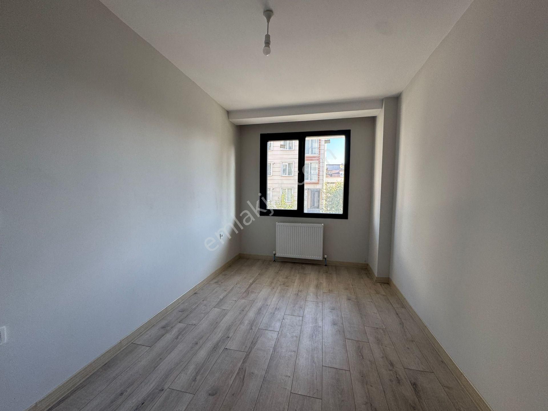 Beylikdüzü Yakuplu Da Satılık 2+1 Giriş Kat Ön Cephe Sıfır Daire - Görsel 17