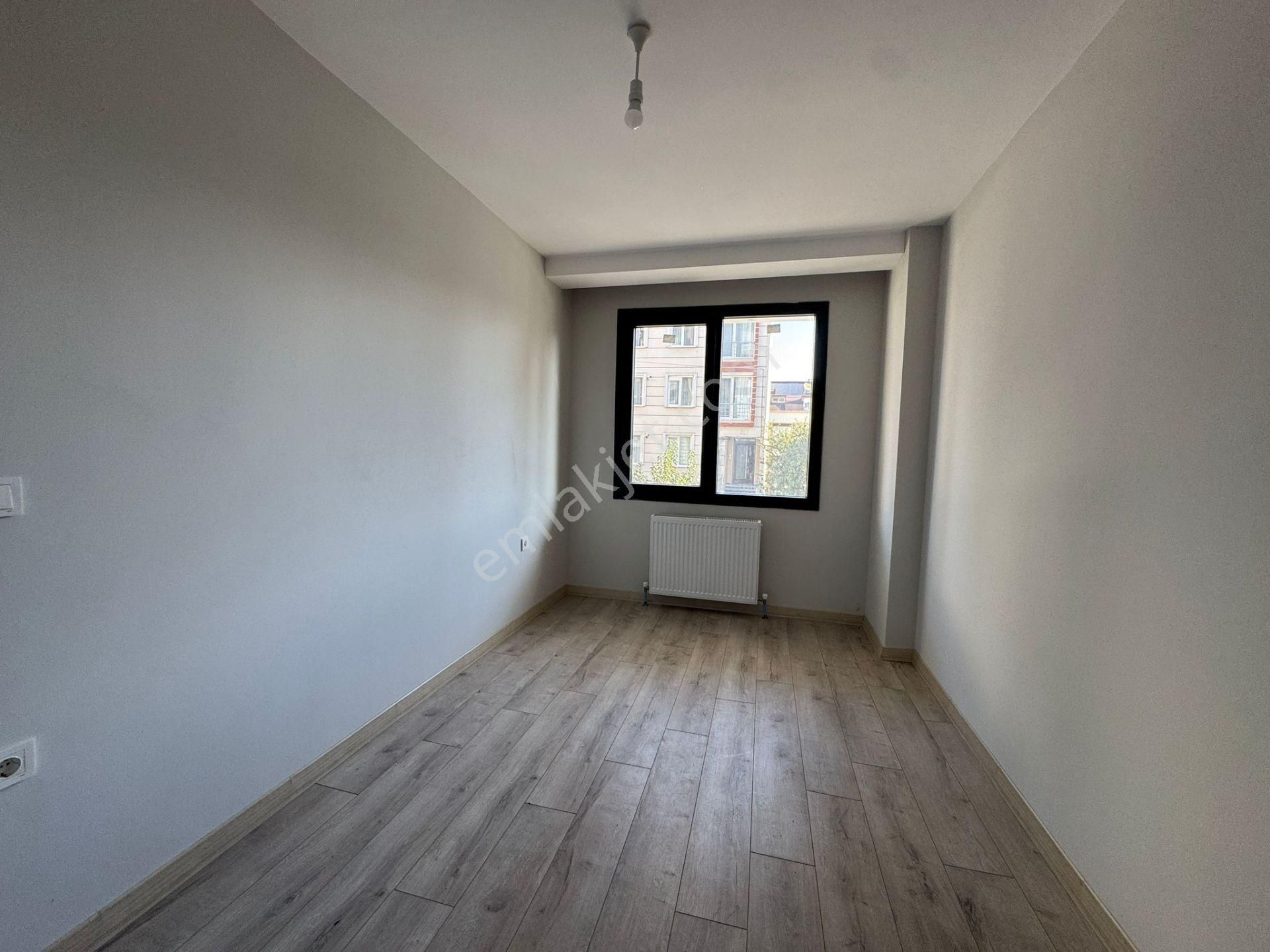 Beylikdüzü Yakuplu Da Satılık 2+1 Giriş Kat Ön Cephe Sıfır Daire - Görsel 18