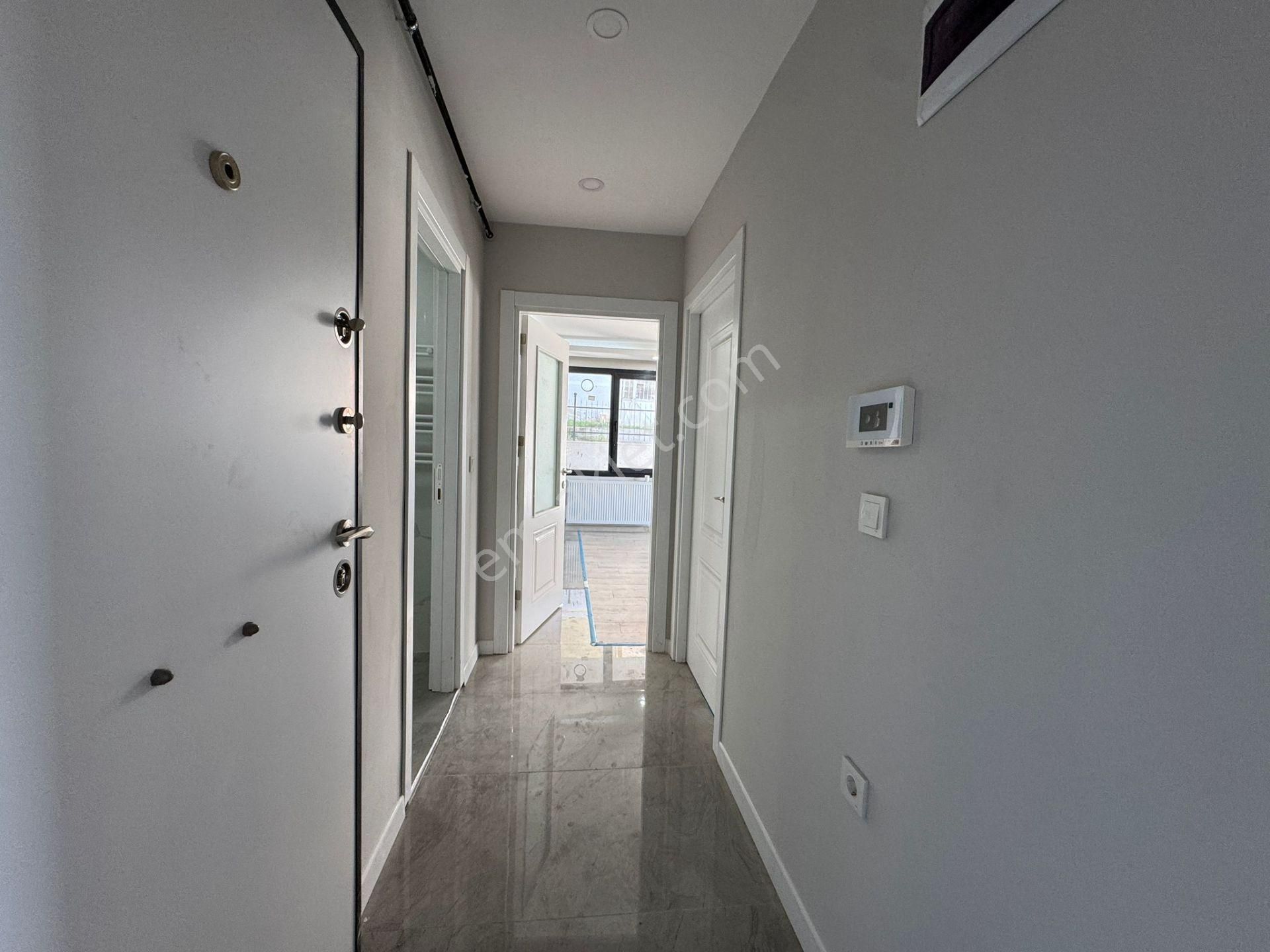 Beylikdüzü Yakuplu Da Satılık 2+1 Giriş Kat Ön Cephe Sıfır Daire - Görsel 9