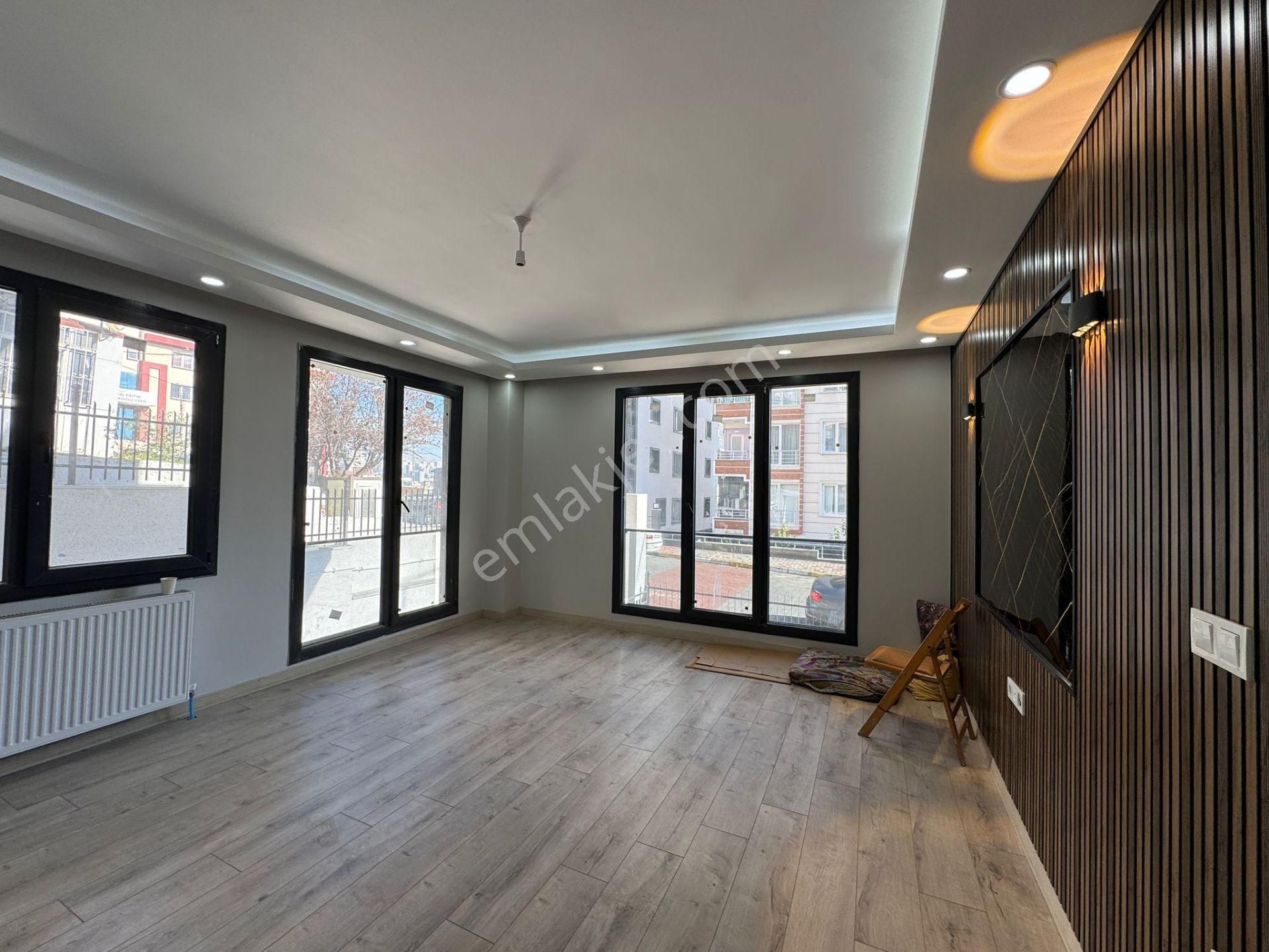 Beylikdüzü Yakuplu Da Satılık 2+1 Giriş Kat Ön Cephe Sıfır Daire - Görsel 13