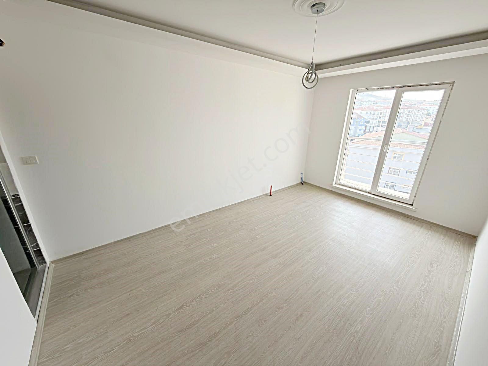 Keçiören Karakaya Mah Sıfır Bina Katta Cad Yakın Güney Cephe - Görsel 11