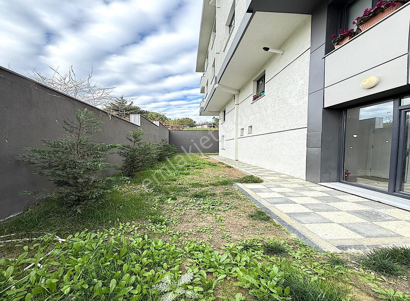 Gezgen İnşaattan Butik Site İçerisinde Düz Giriş Sıfır Daire!! - Görsel 13