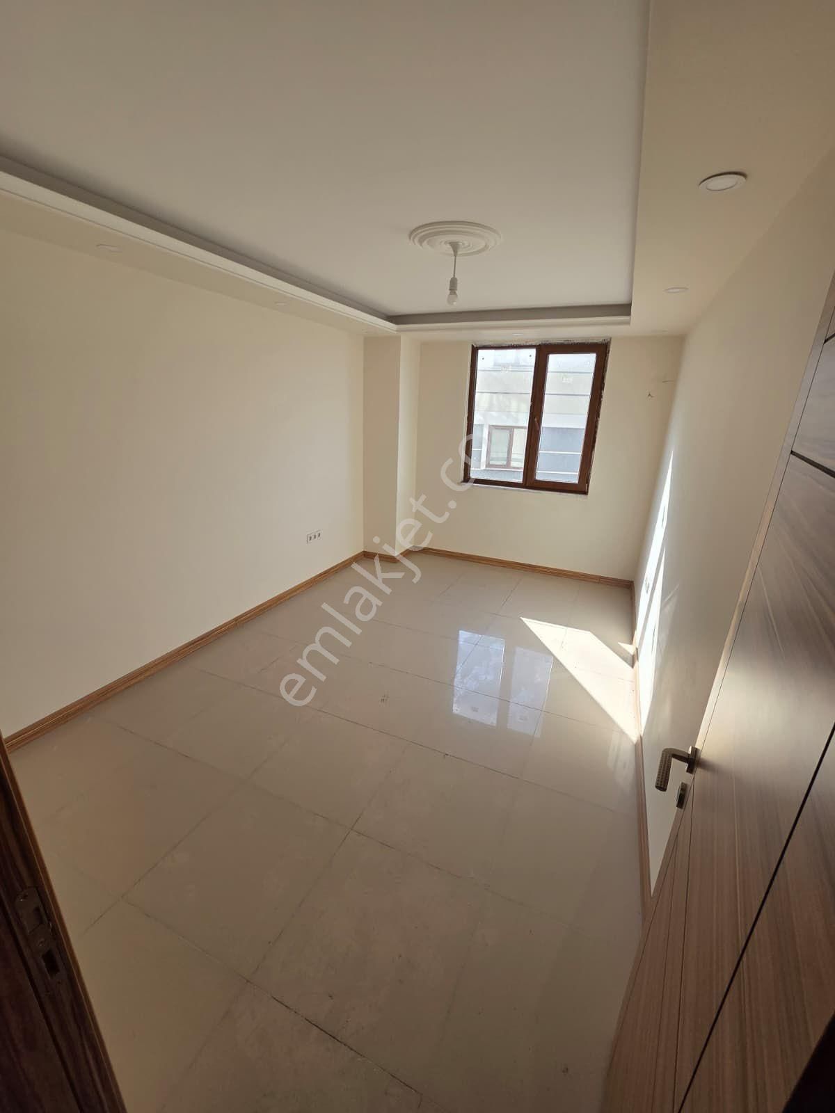 Sahibinden Ada Caddesi Üzerinde Kiralık 1+1 Mutfaklı Sıfır Ofis - Görsel 6