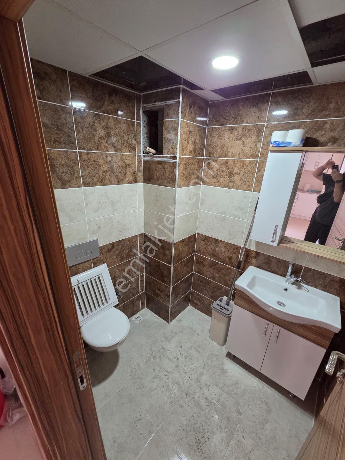 Sahibinden Ada Caddesi Üzerinde Kiralık 1+1 Mutfaklı Sıfır Ofis - Görsel 5