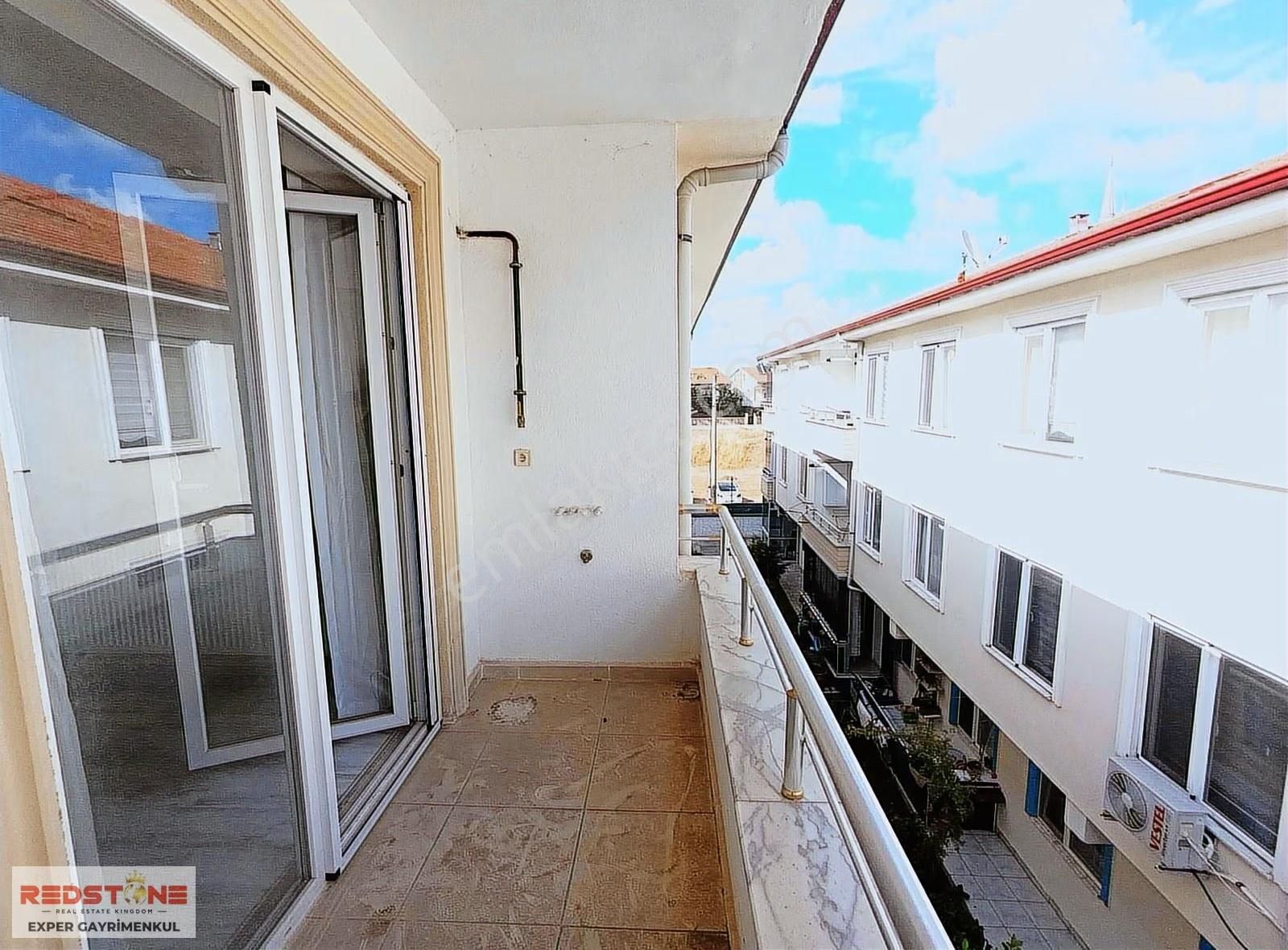 Havuzlu Sitede, Denize Yürüme Mesafesinde Satılık 2+1 - Görsel 18